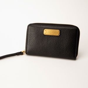 Marc by Marc Jacobs Wallet / Wristlet